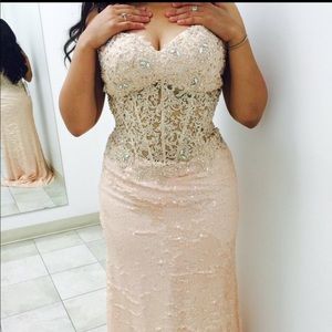 Prom dress! Only worn once!